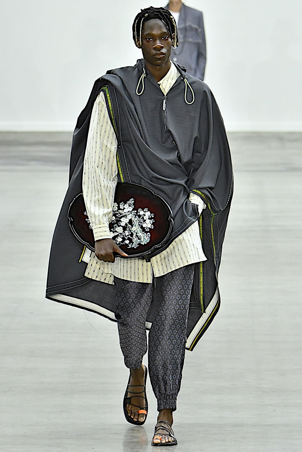 Fashion Week London Spring/Summer 2020 look 15 from the Münn collection 男装