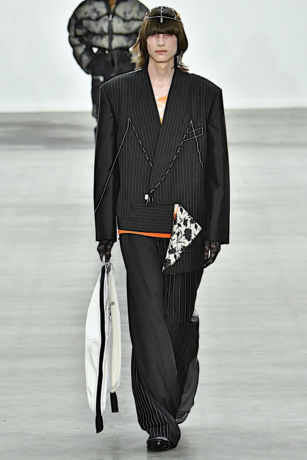 Fashion Week London Spring/Summer 2020 look 24 from the Münn collection 男装