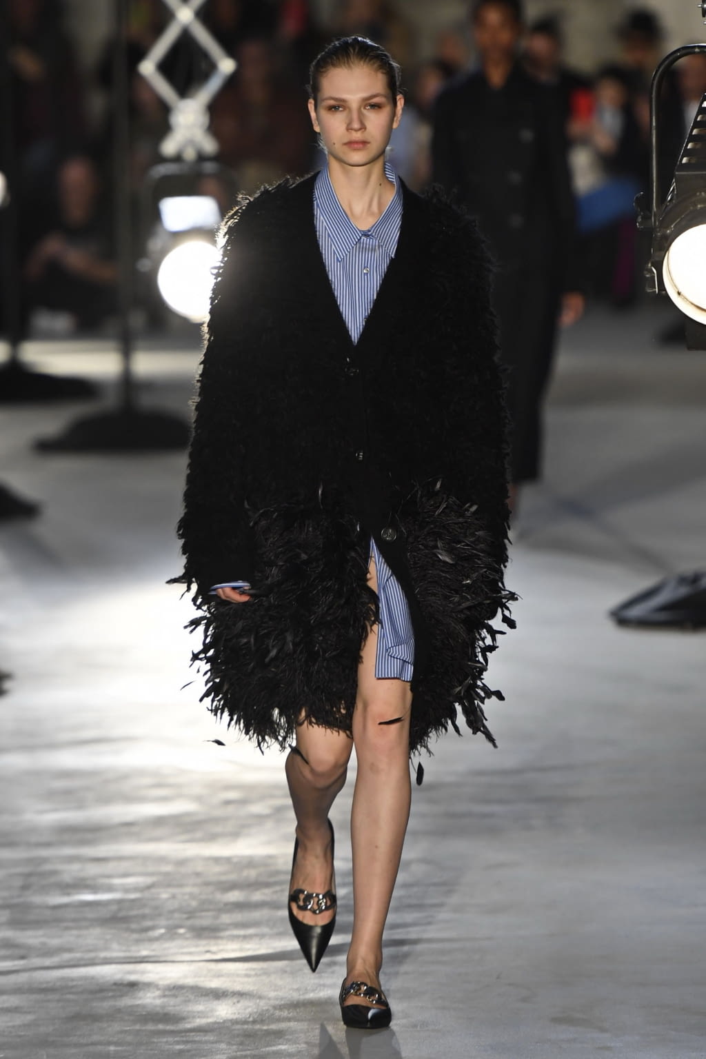 Fashion Week Milan Fall/Winter 2020 look 4 de la collection N°21 womenswear
