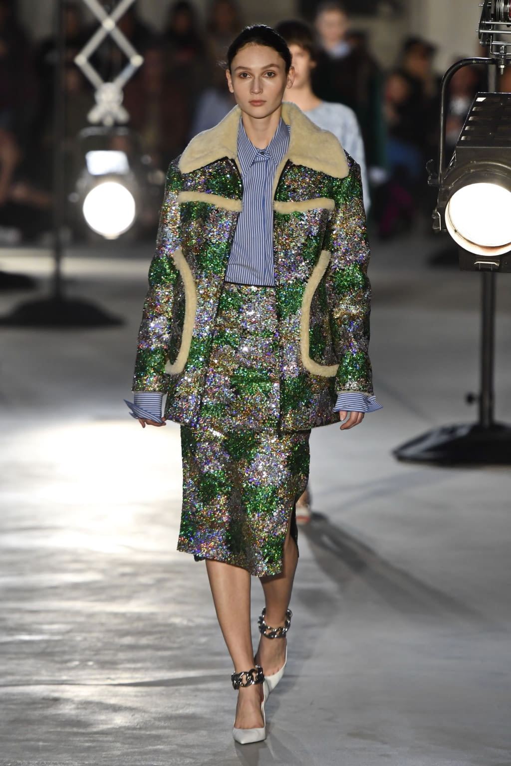 Fashion Week Milan Fall/Winter 2020 look 31 de la collection N°21 womenswear