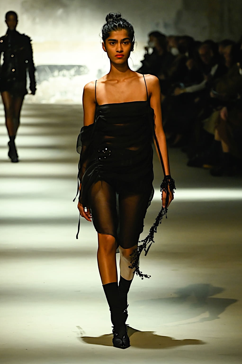 Fashion Week Milan Fall/Winter 2022 look 37 de la collection N°21 womenswear