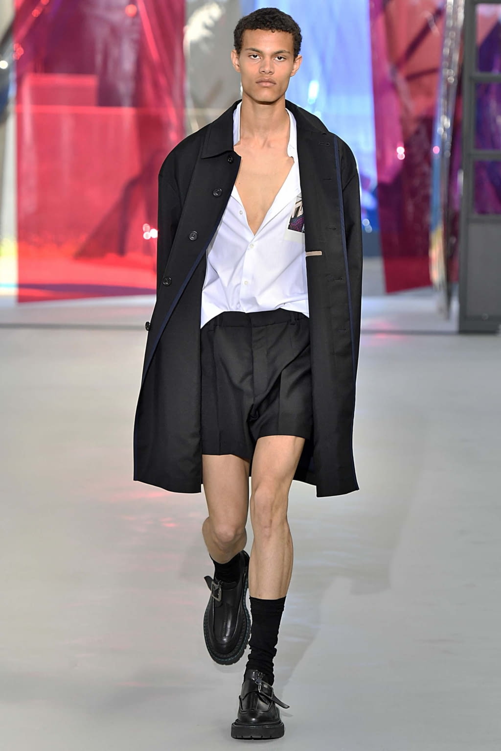 Fashion Week Milan Spring/Summer 2019 look 1 de la collection N°21 menswear
