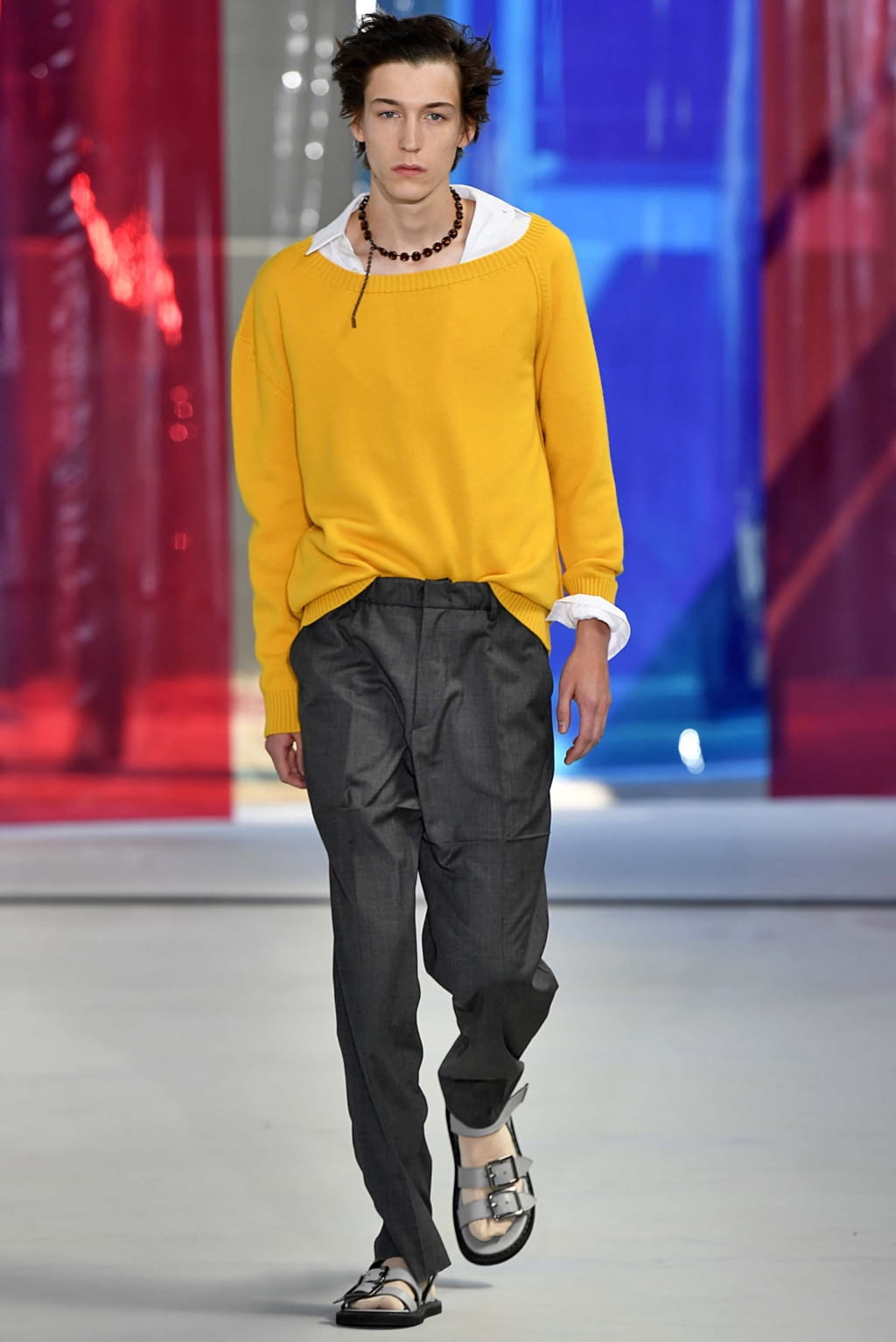 Fashion Week Milan Spring/Summer 2019 look 20 de la collection N°21 menswear