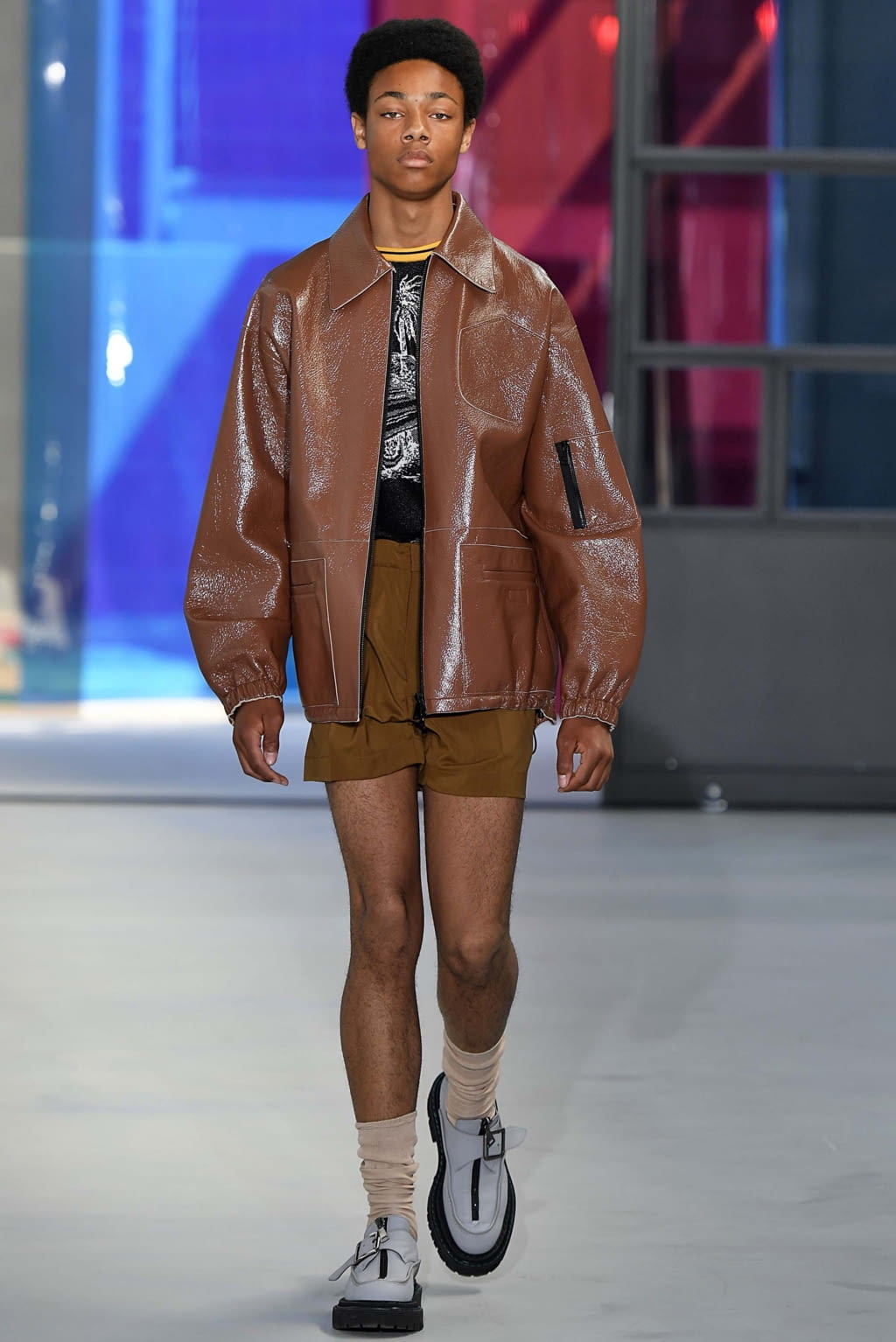 Fashion Week Milan Spring/Summer 2019 look 21 from the N°21 collection 男装