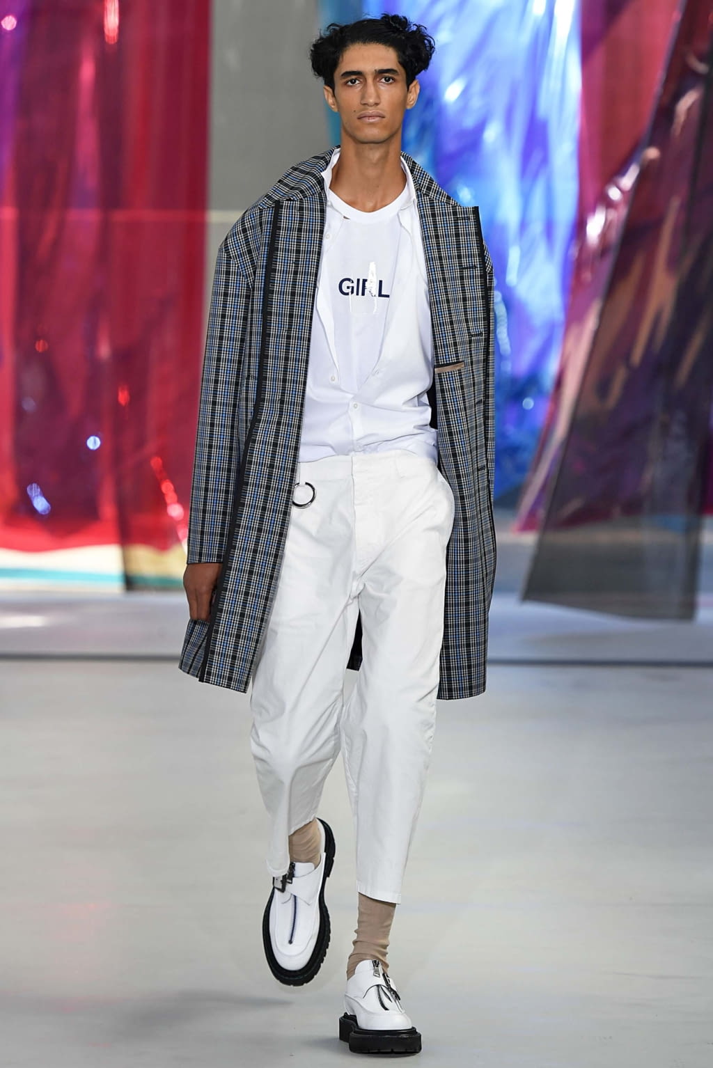 Fashion Week Milan Spring/Summer 2019 look 26 from the N°21 collection menswear