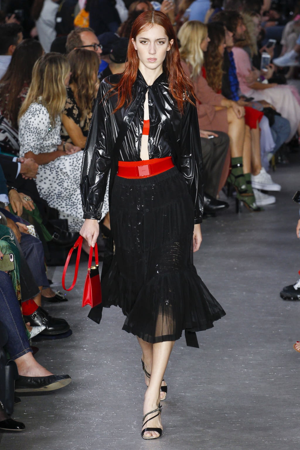 Fashion Week Milan Spring/Summer 2018 look 36 from the N°21 collection 女装