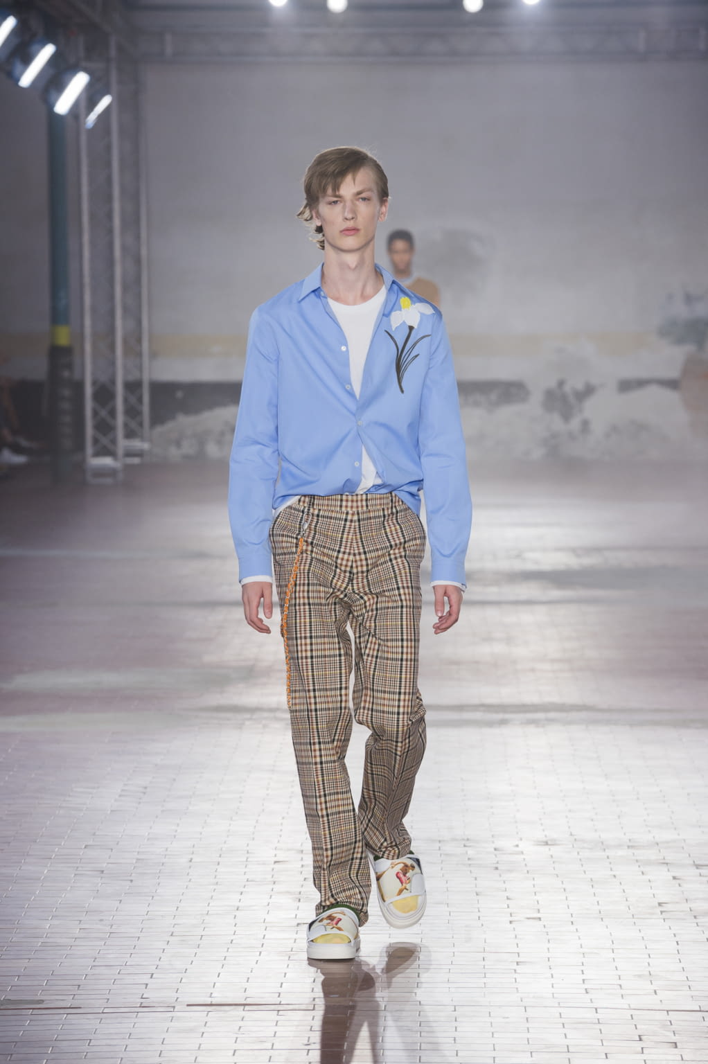 Fashion Week Milan Spring/Summer 2018 look 12 from the N°21 collection menswear