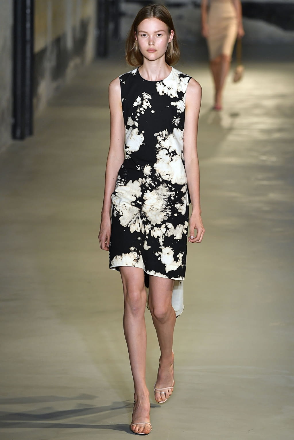 Fashion Week Milan Spring/Summer 2019 look 15 from the N°21 collection 女装