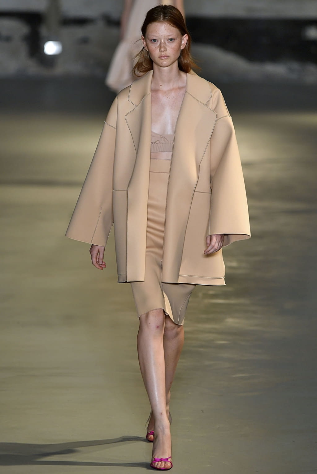 Fashion Week Milan Spring/Summer 2019 look 17 de la collection N°21 womenswear
