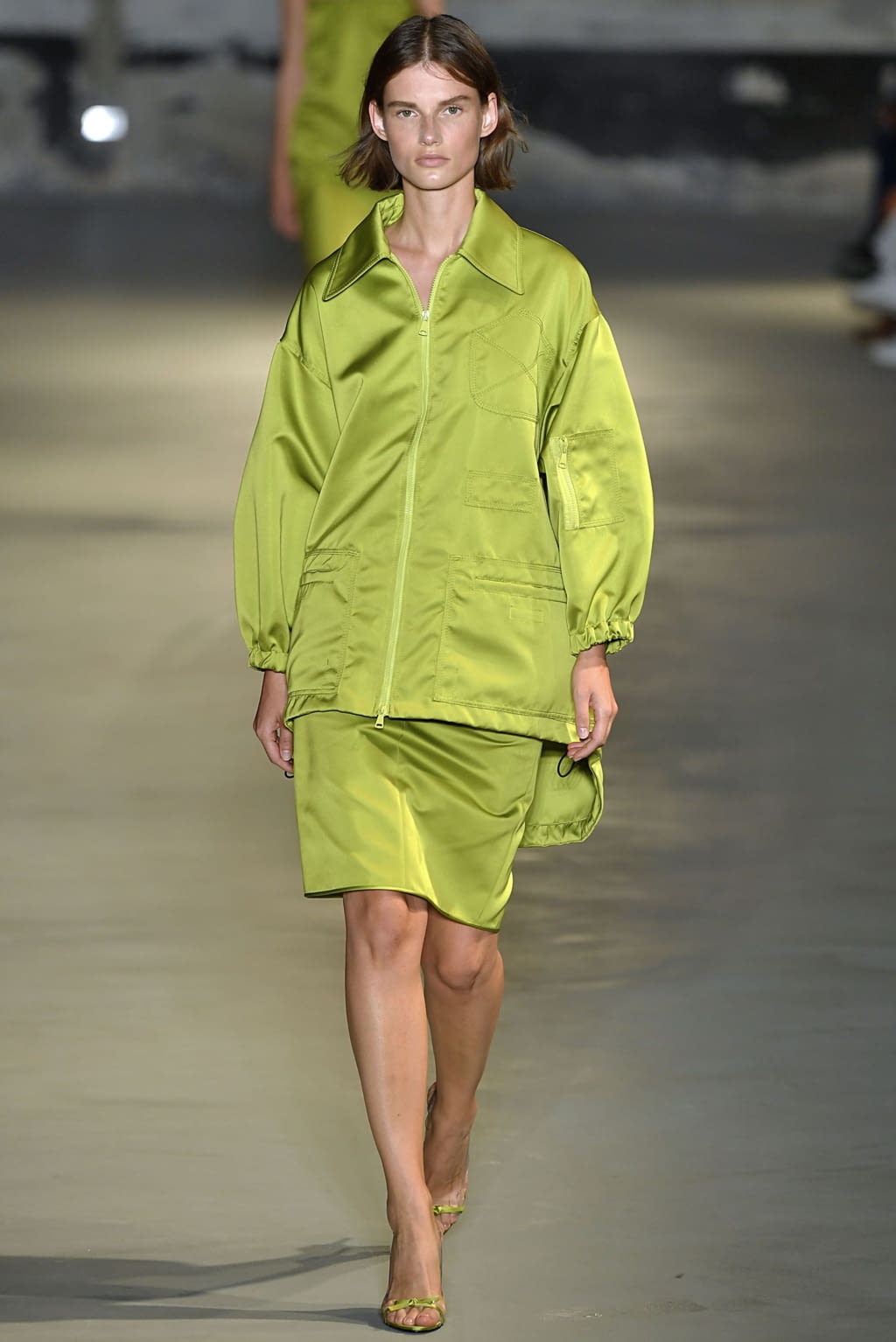Fashion Week Milan Spring/Summer 2019 look 38 from the N°21 collection womenswear