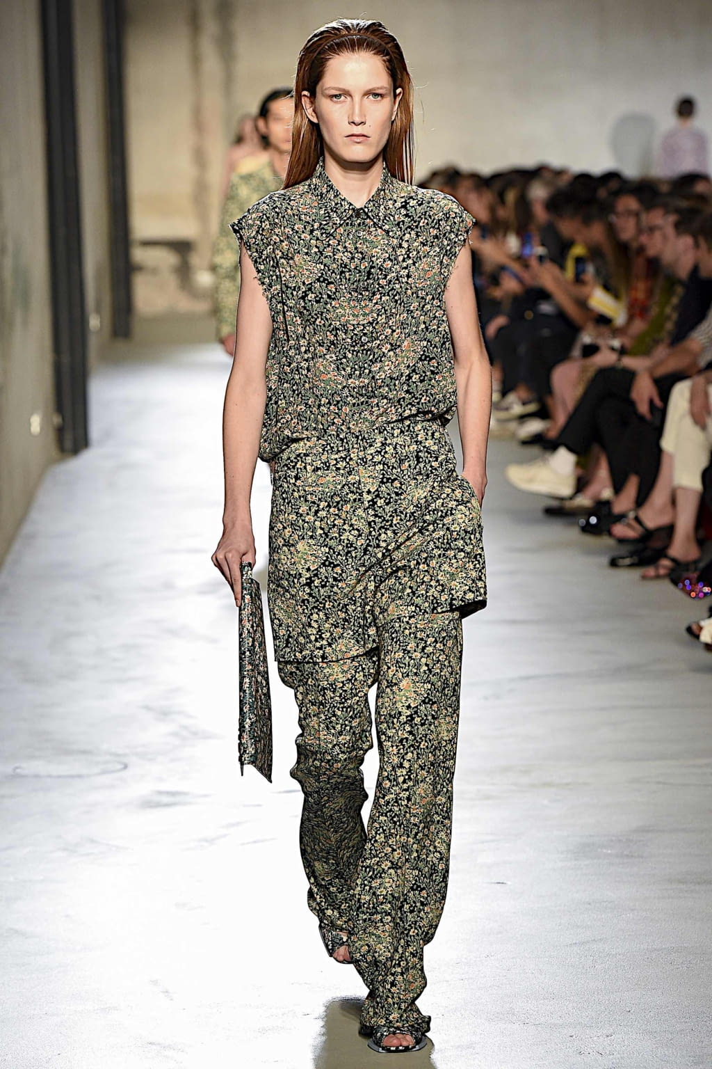Fashion Week Milan Spring/Summer 2020 look 13 de la collection N°21 womenswear