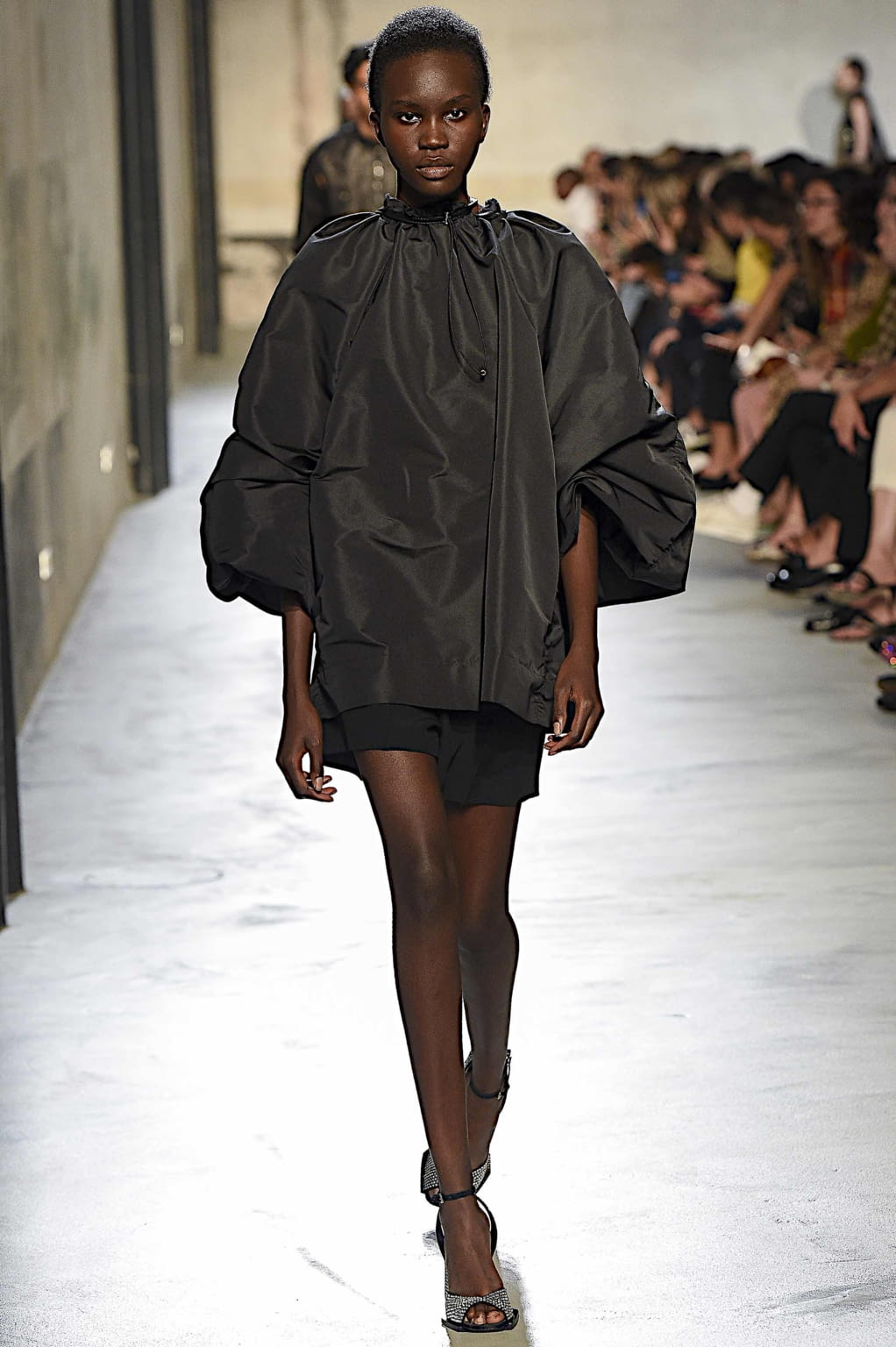 Fashion Week Milan Spring/Summer 2020 look 41 from the N°21 collection womenswear