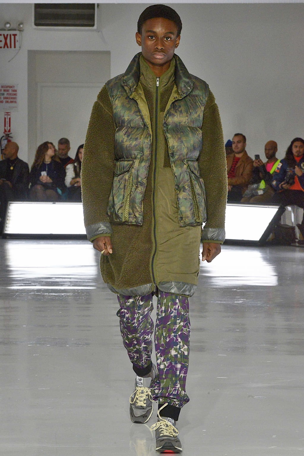 Fashion Week New York Fall/Winter 2019 look 34 from the N.Hoolywood collection 男装