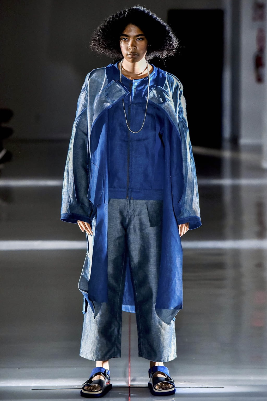 Fashion Week New York Spring/Summer 2019 look 19 from the N.Hoolywood collection menswear