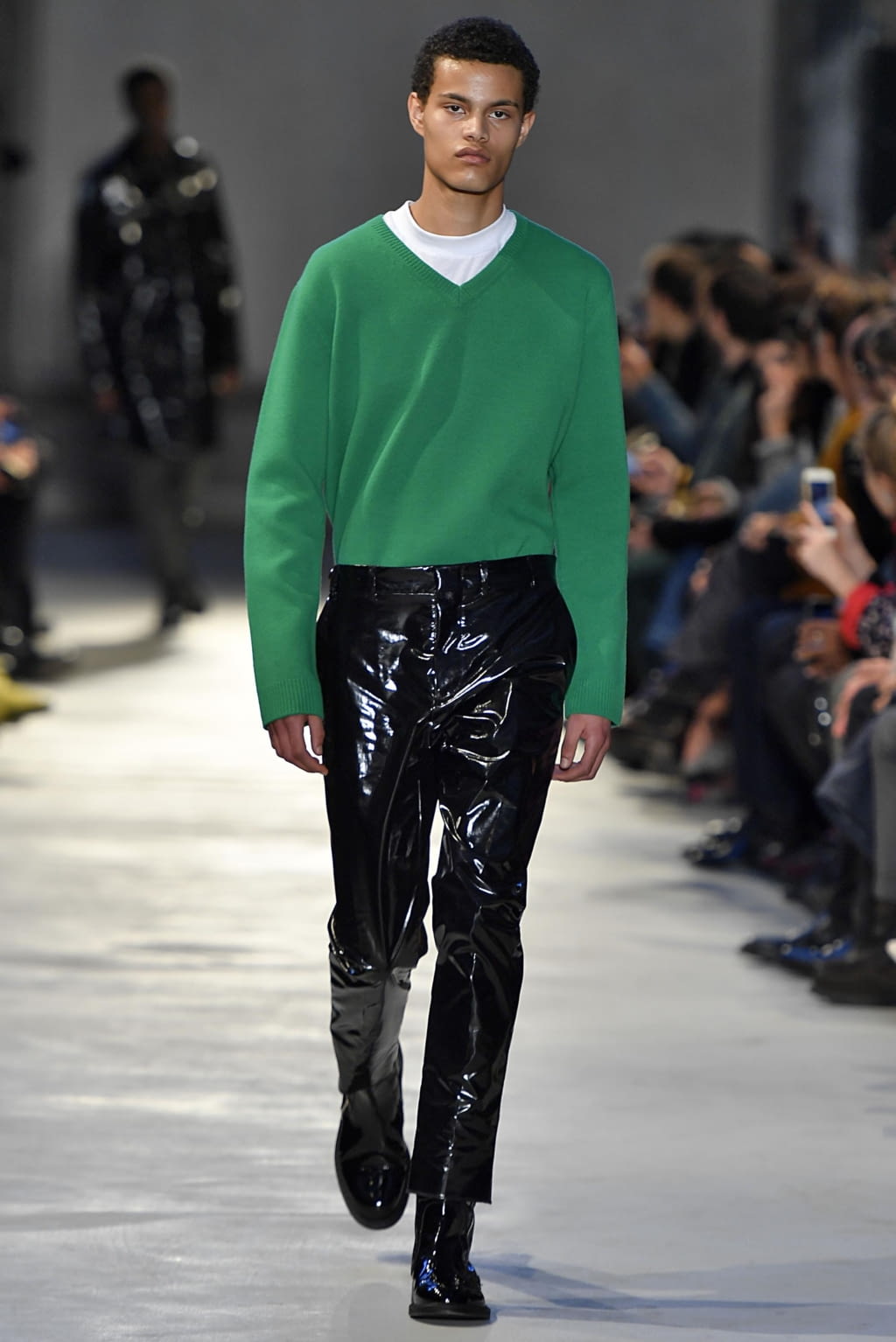 Fashion Week Milan Fall/Winter 2019 look 7 de la collection N°21 menswear