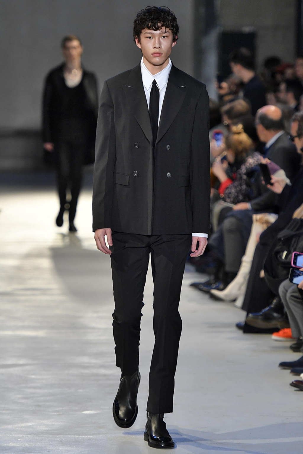Fashion Week Milan Fall/Winter 2019 look 25 from the N°21 collection 男装