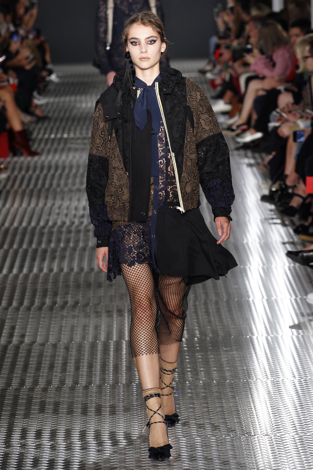 Fashion Week Milan Spring/Summer 2017 look 16 from the N°21 collection womenswear