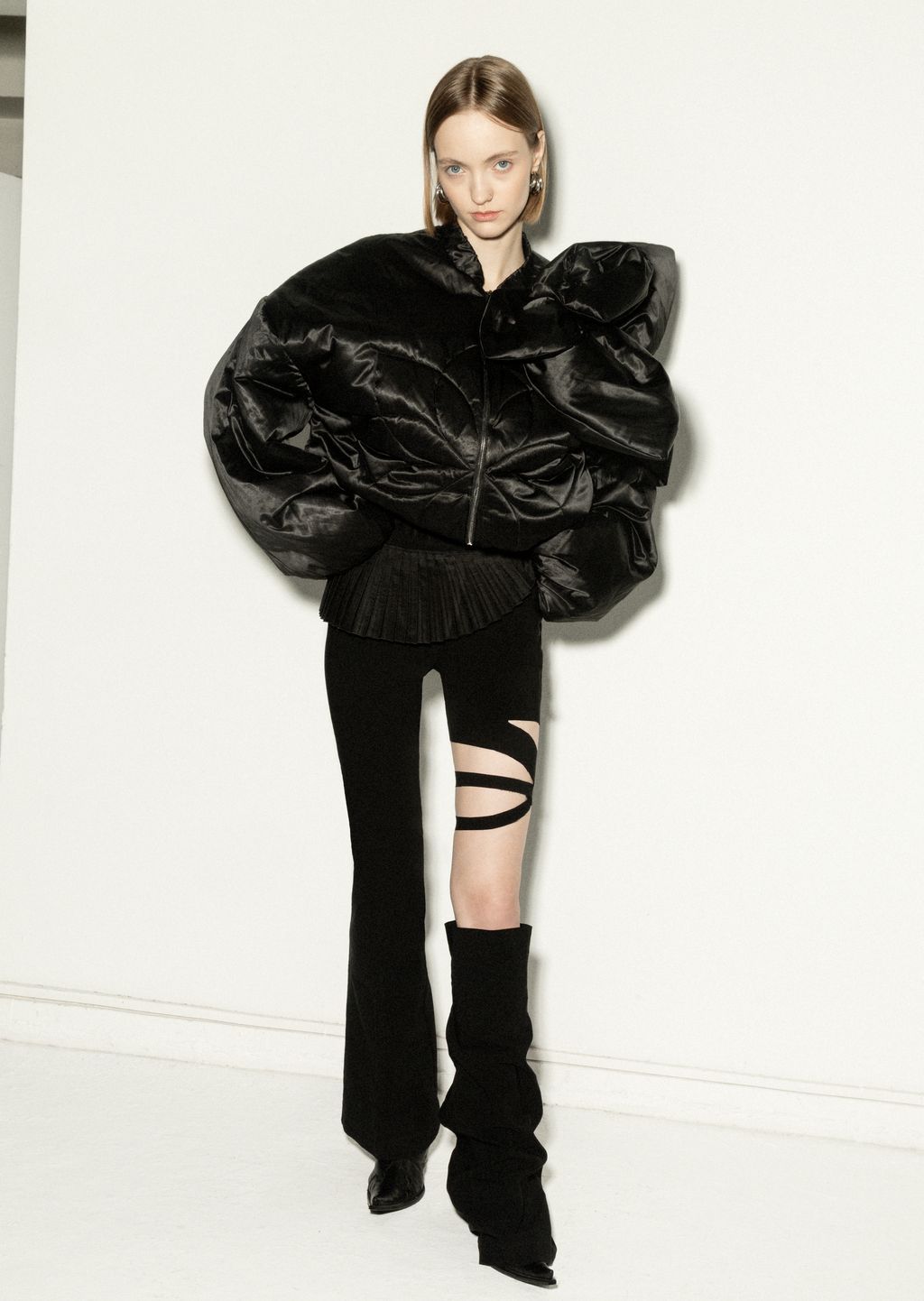 Fashion Week Paris Fall/Winter 2023 look 8 from the NADYA DZYAK collection womenswear