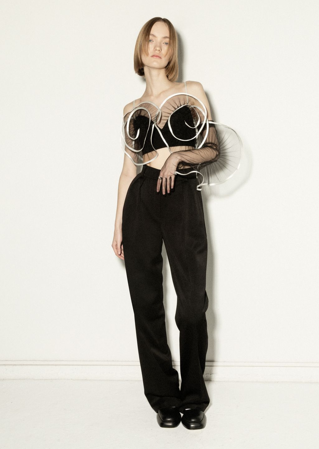 Fashion Week Paris Fall/Winter 2023 look 10 de la collection NADYA DZYAK womenswear