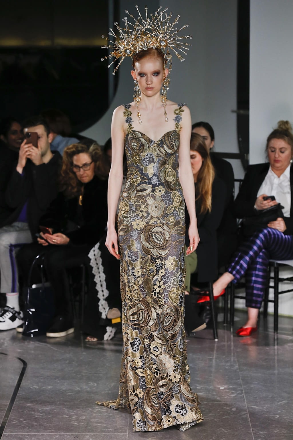 Fashion Week New York Fall/Winter 2020 look 12 from the Naeem Khan collection womenswear