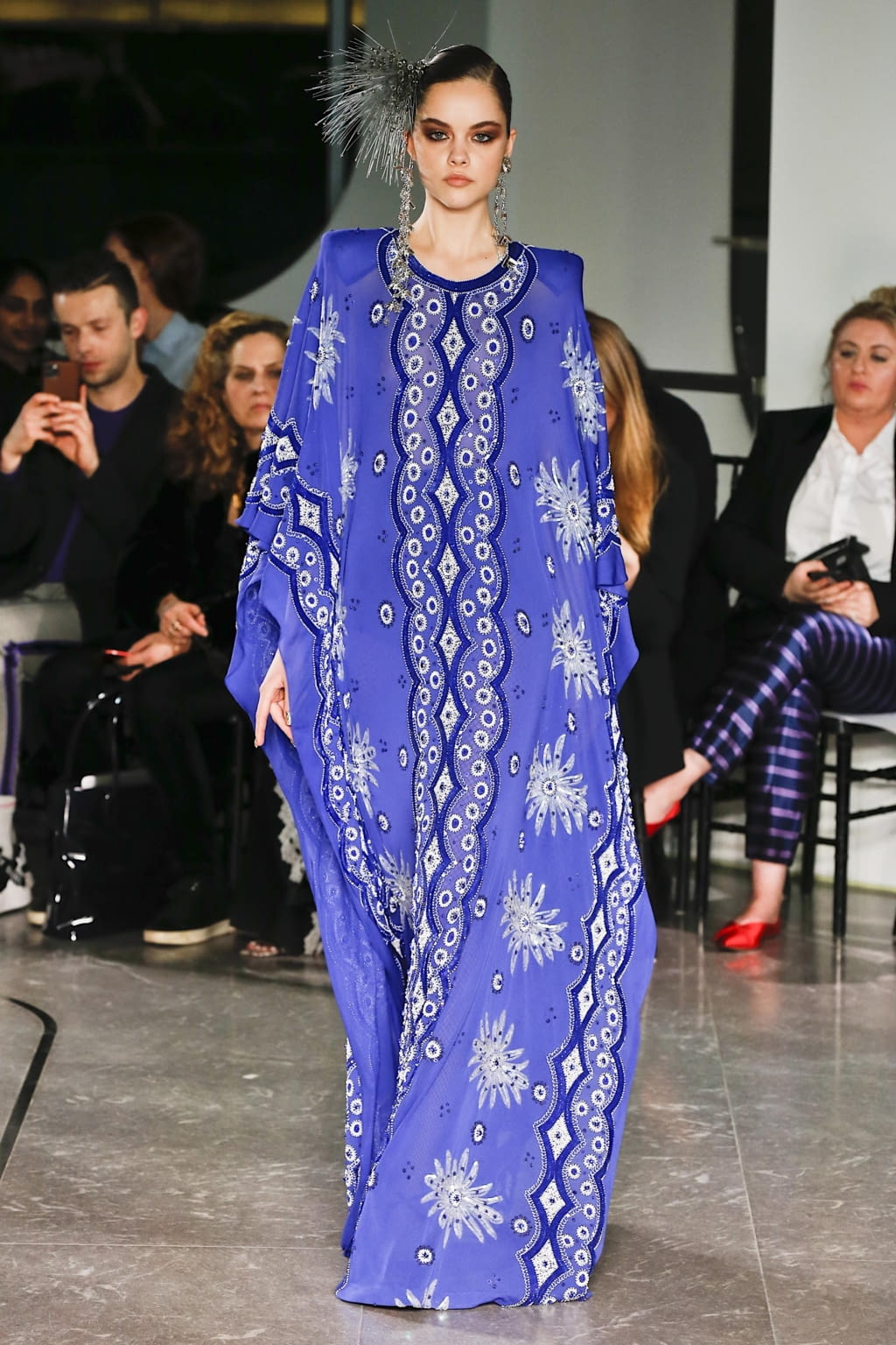 Fashion Week New York Fall/Winter 2020 look 21 from the Naeem Khan collection 女装