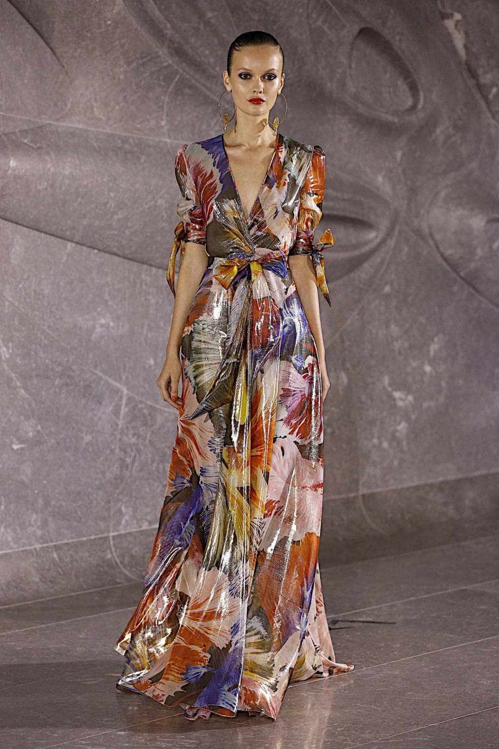 Fashion Week New York Spring/Summer 2020 look 11 from the Naeem Khan collection womenswear