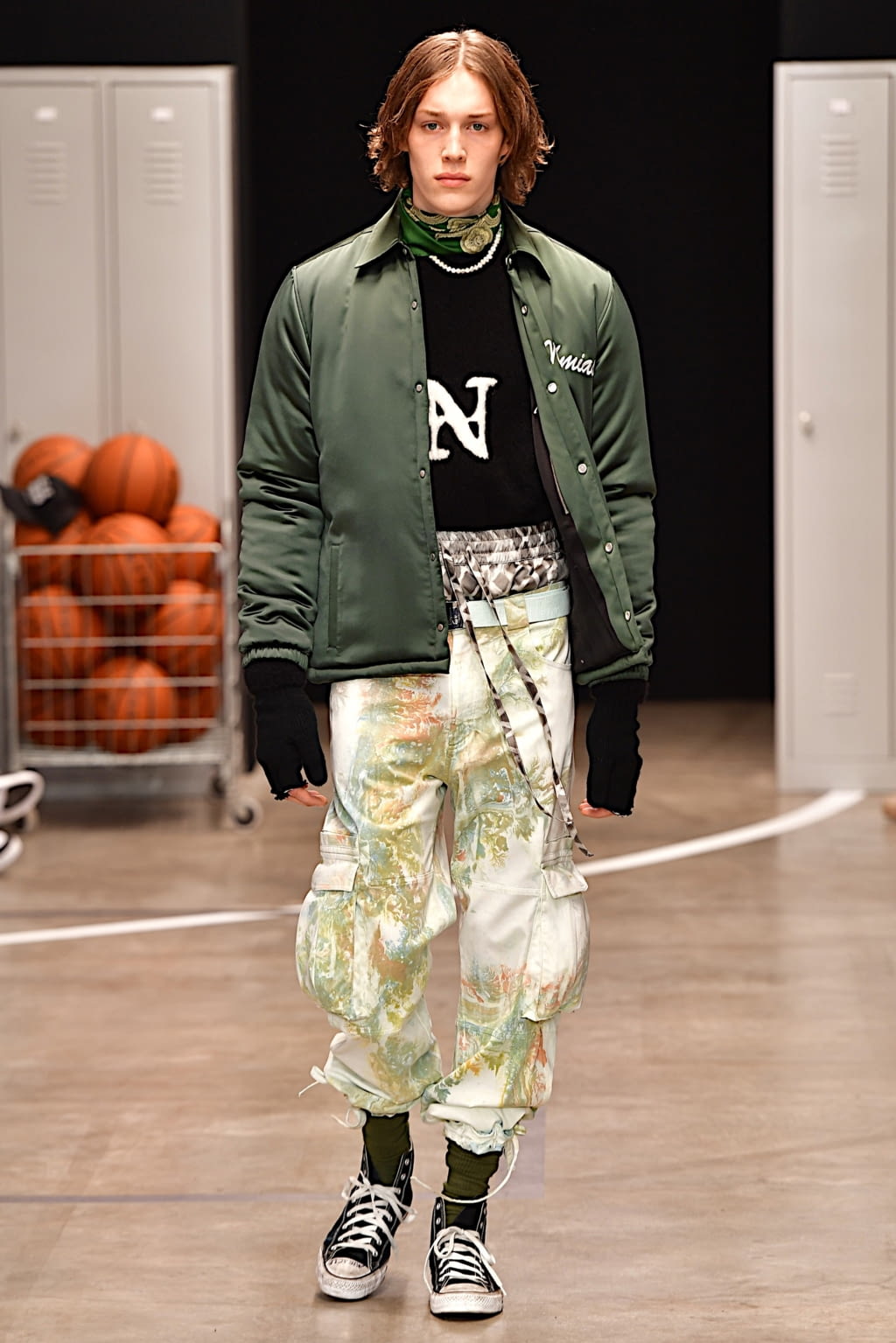 Fashion Week Paris Fall/Winter 2022 look 10 from the Nahmias collection 男装