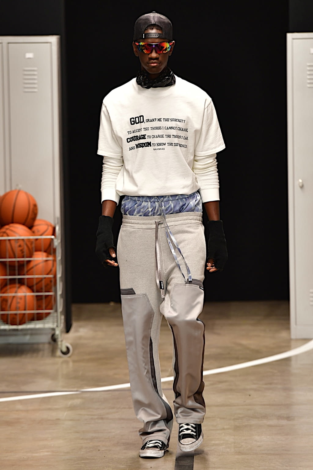Fashion Week Paris Fall/Winter 2022 look 21 from the Nahmias collection 男装