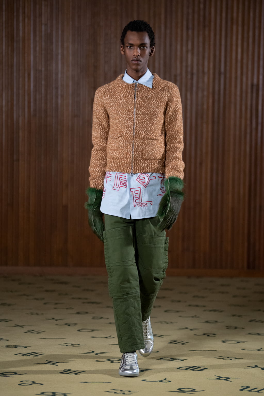 Fashion Week Paris Fall/Winter 2022 look 15 from the Namacheko collection menswear