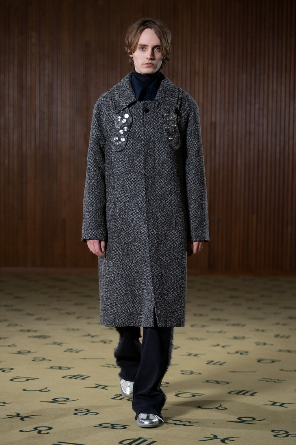 Fashion Week Paris Fall/Winter 2022 look 27 from the Namacheko collection menswear