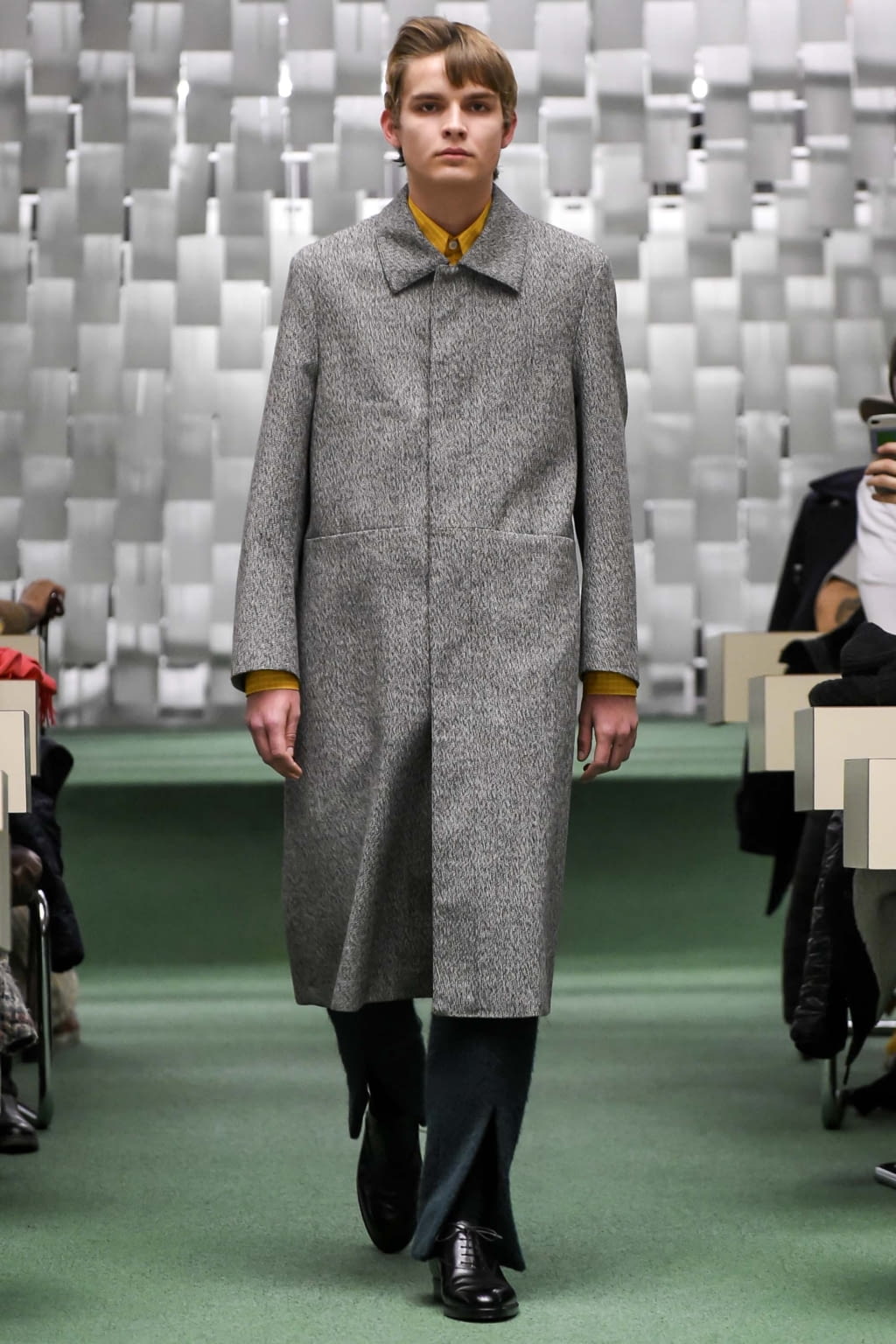 Fashion Week Paris Fall/Winter 2018 look 21 from the Namacheko collection menswear