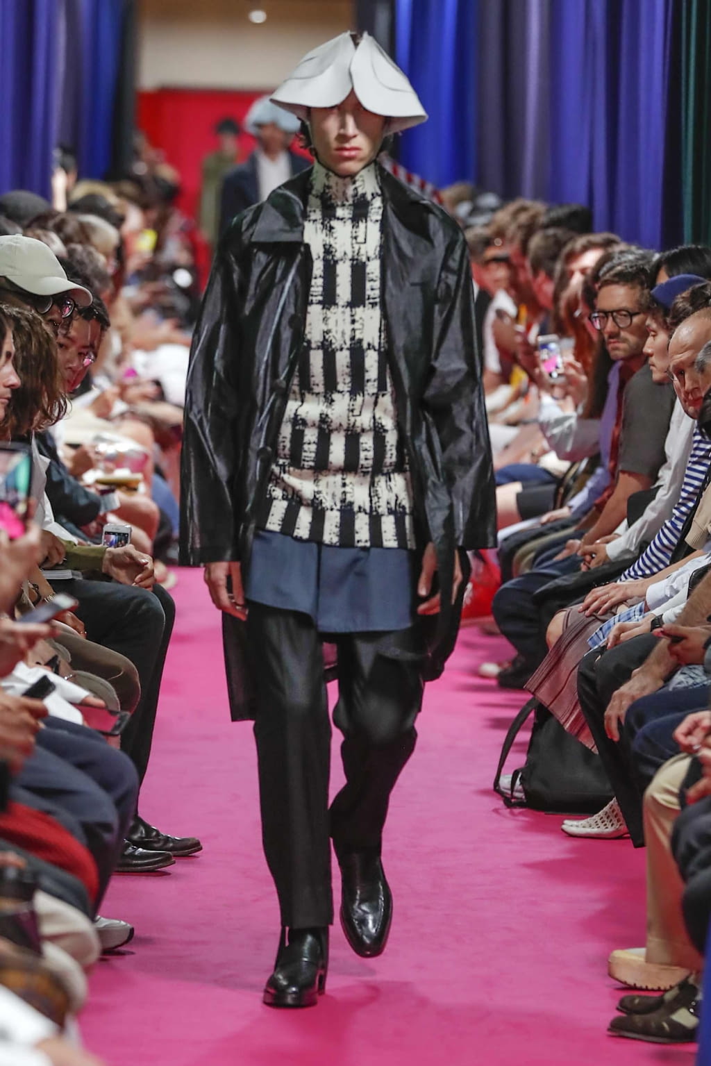 Fashion Week Paris Spring/Summer 2020 look 8 de la collection Namacheko menswear