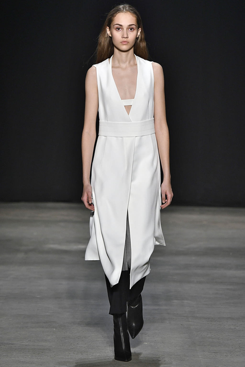 Fashion Week New York Fall/Winter 2017 look 3 from the Narciso Rodriguez collection 女装