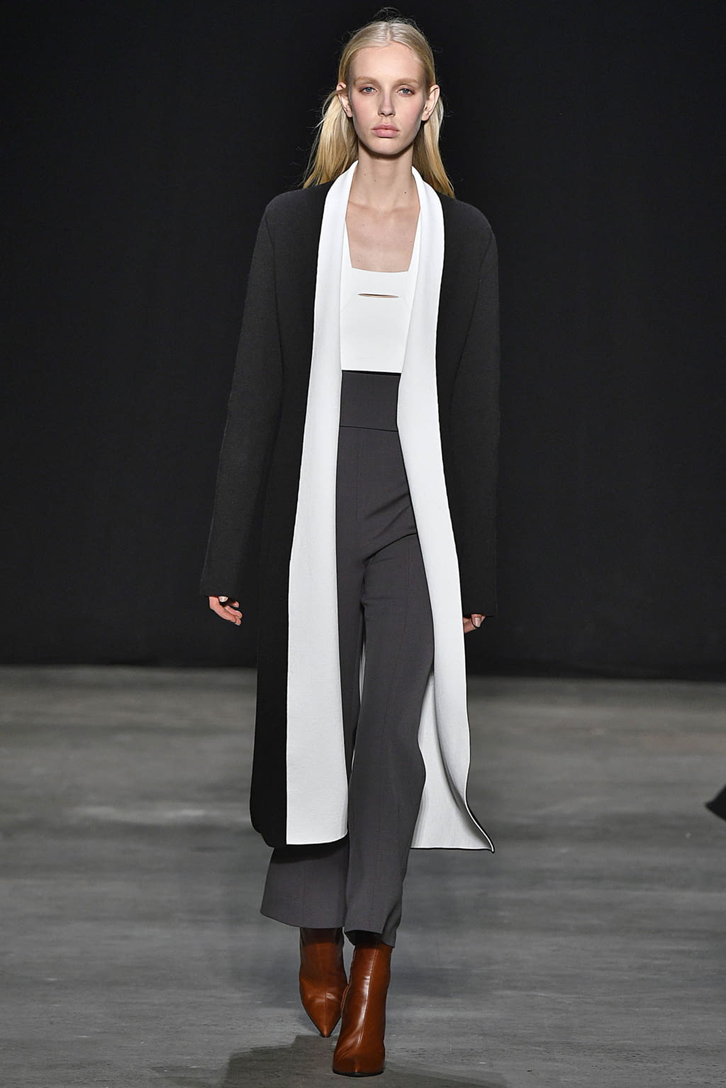Fashion Week New York Fall/Winter 2017 look 5 from the Narciso Rodriguez collection womenswear