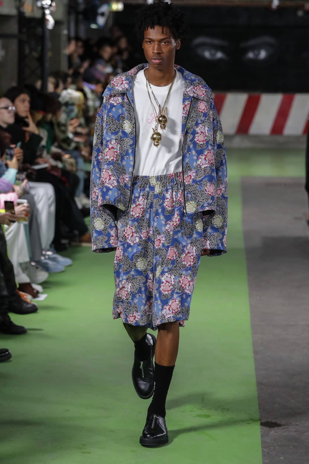 Fashion Week Paris Fall/Winter 2020 look 3 from the Natasha Zinko collection menswear