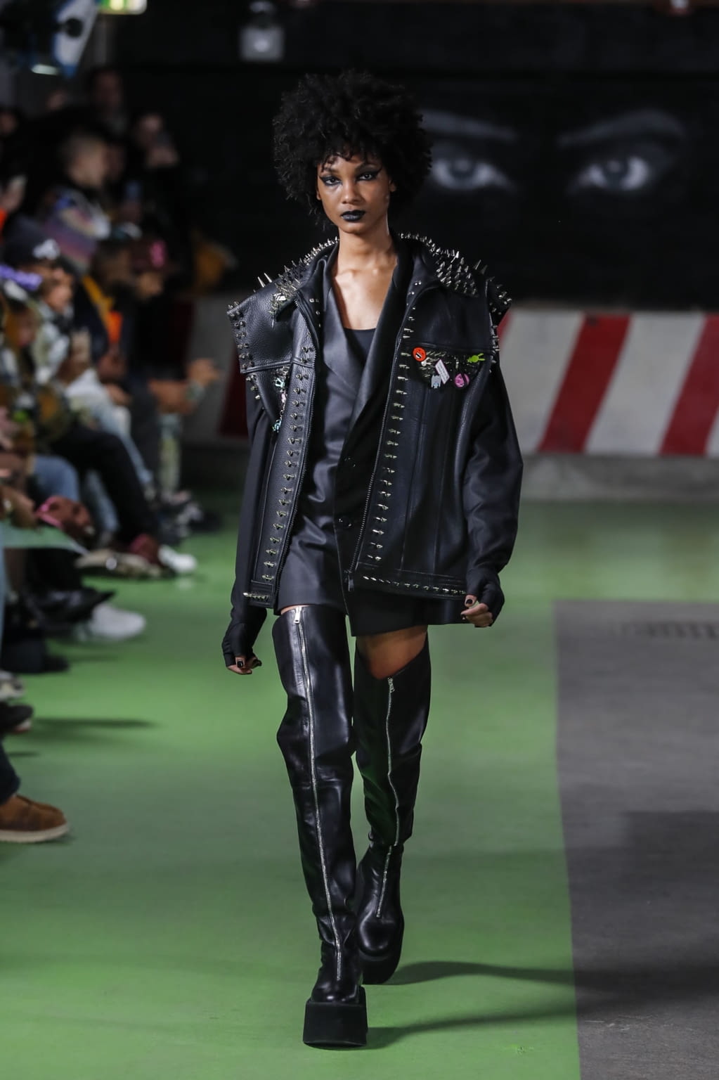 Fashion Week Paris Fall/Winter 2020 look 9 de la collection Natasha Zinko menswear