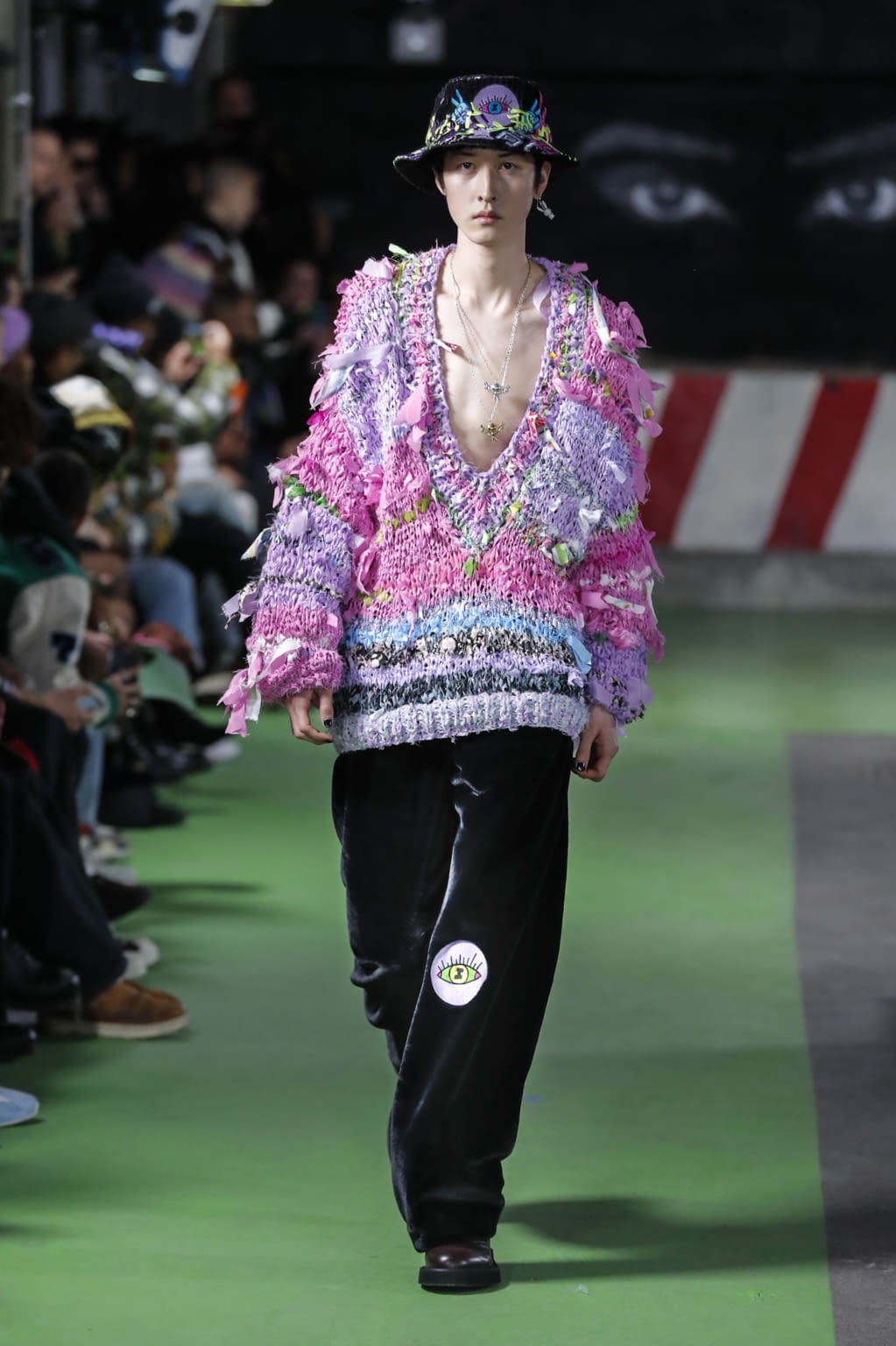 Fashion Week Paris Fall/Winter 2020 look 16 from the Natasha Zinko collection menswear