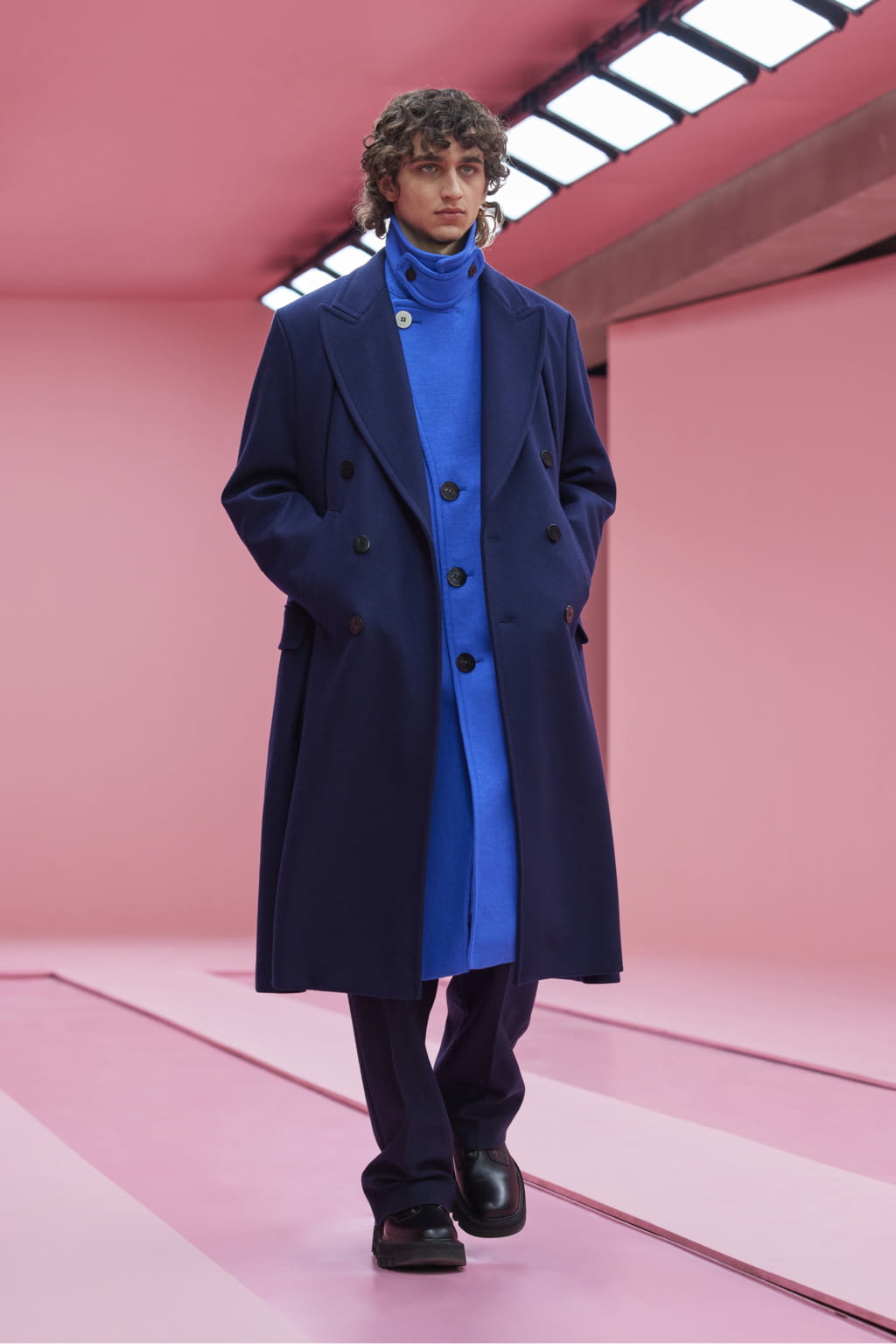 Fashion Week Milan Fall/Winter 2022 look 10 from the Neil Barrett collection menswear