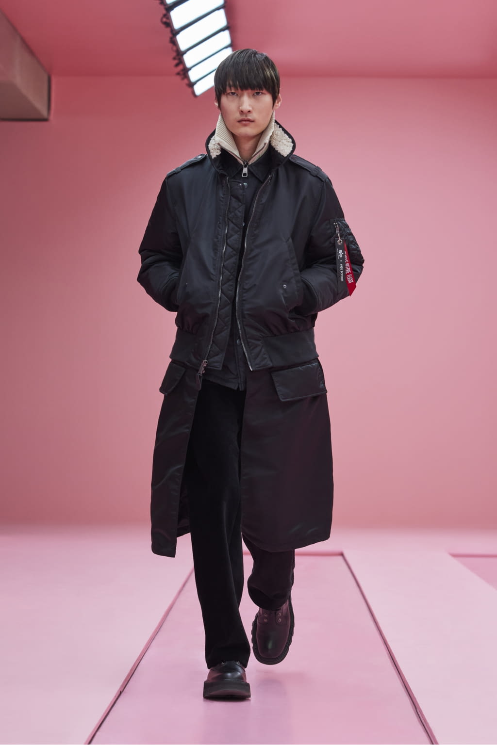 Fashion Week Milan Fall/Winter 2022 look 17 from the Neil Barrett collection 男装