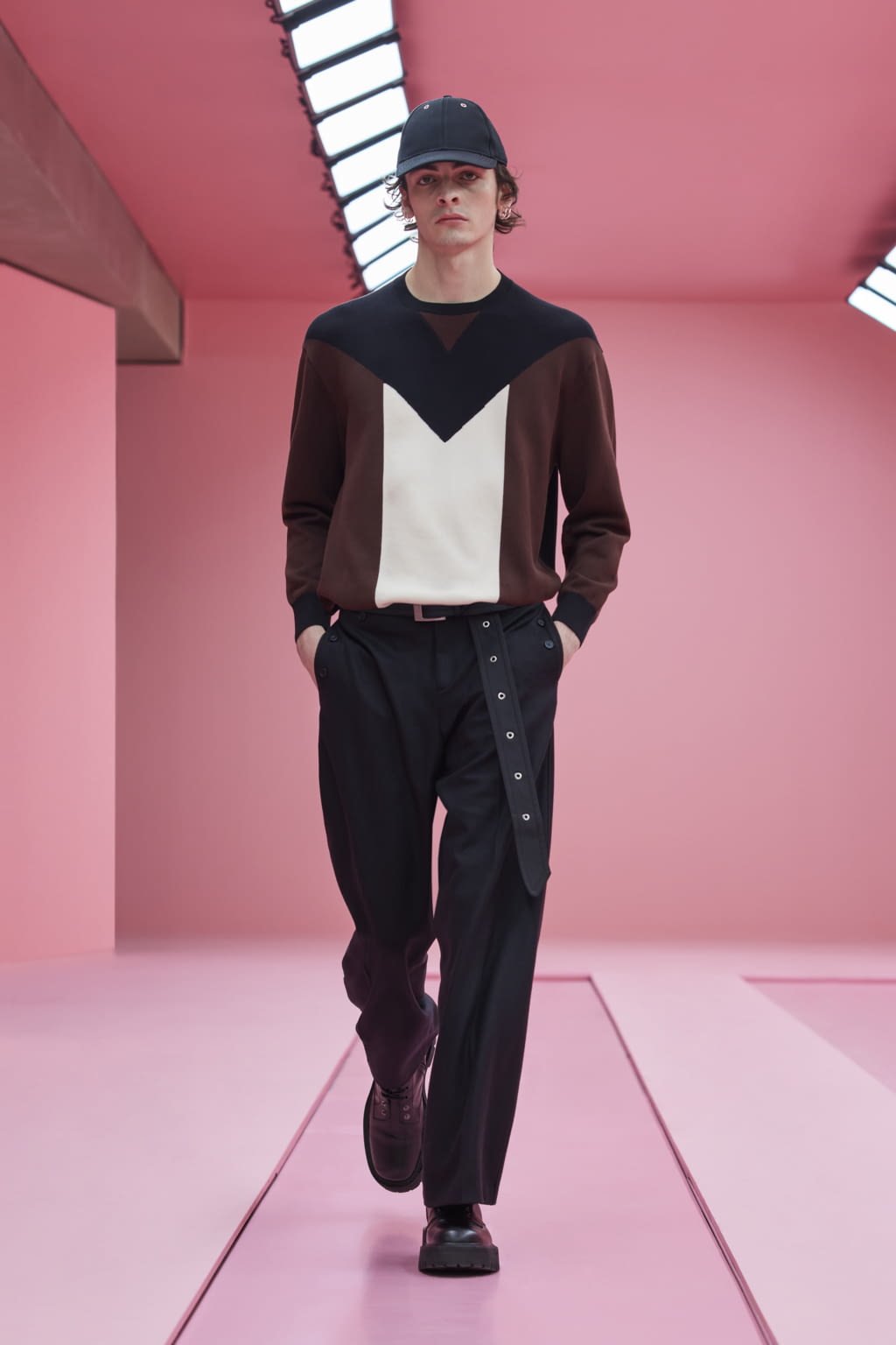 Fashion Week Milan Fall/Winter 2022 look 27 from the Neil Barrett collection 男装