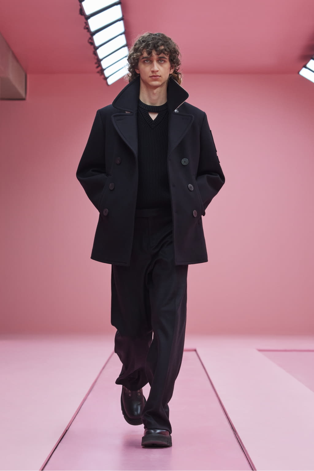 Fashion Week Milan Fall/Winter 2022 look 29 from the Neil Barrett collection 男装