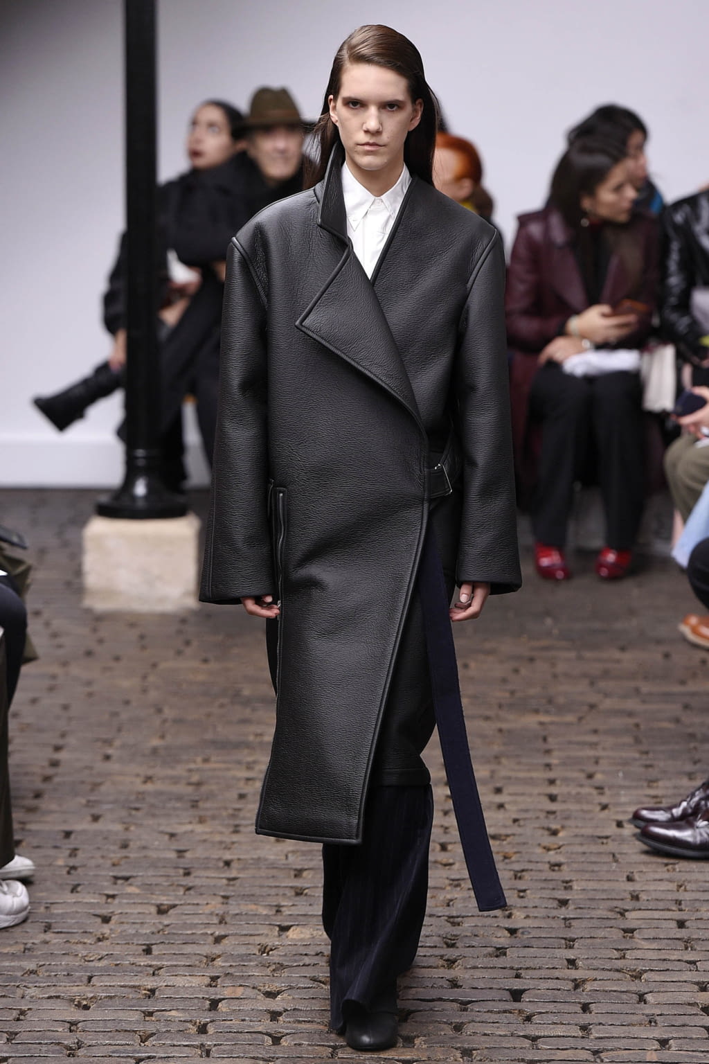 Fashion Week Paris Fall/Winter 2017 look 17 from the Nehera collection womenswear