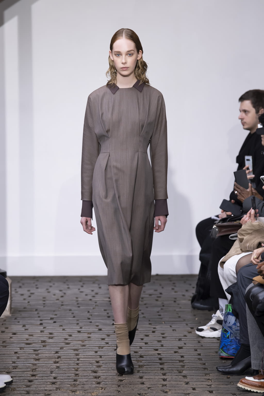 Fashion Week Paris Fall/Winter 2020 look 16 from the Nehera collection womenswear