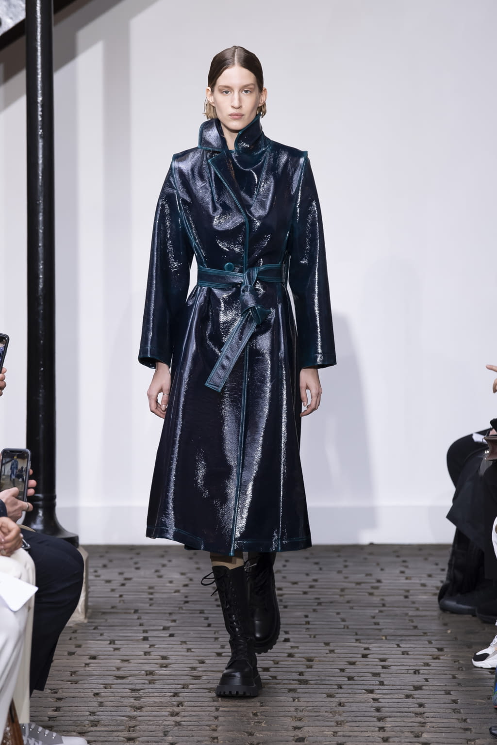 Fashion Week Paris Fall/Winter 2020 look 29 de la collection Nehera womenswear