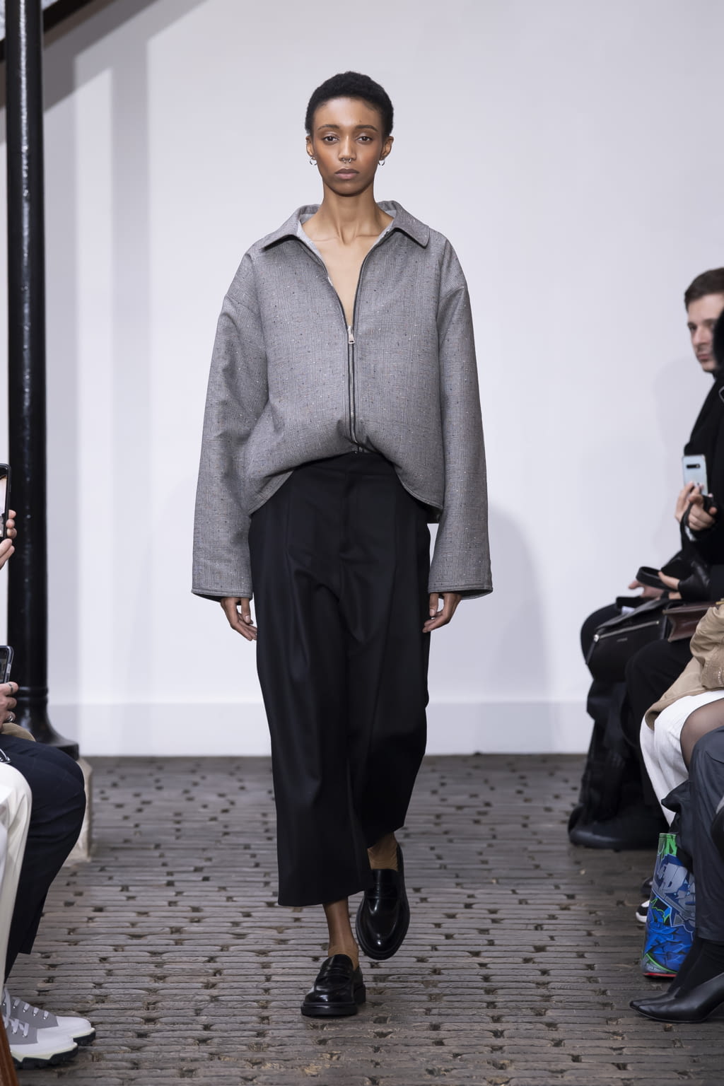 Fashion Week Paris Fall/Winter 2020 look 3 from the Nehera collection womenswear