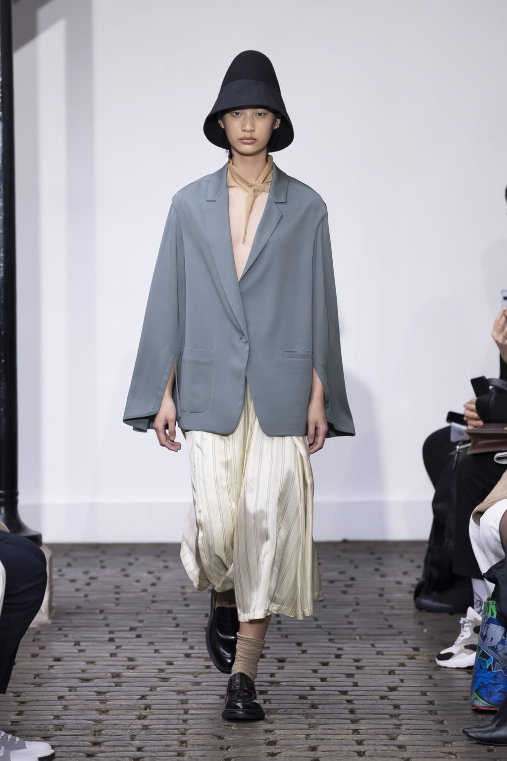 Fashion Week Paris Fall/Winter 2020 look 9 from the Nehera collection 女装