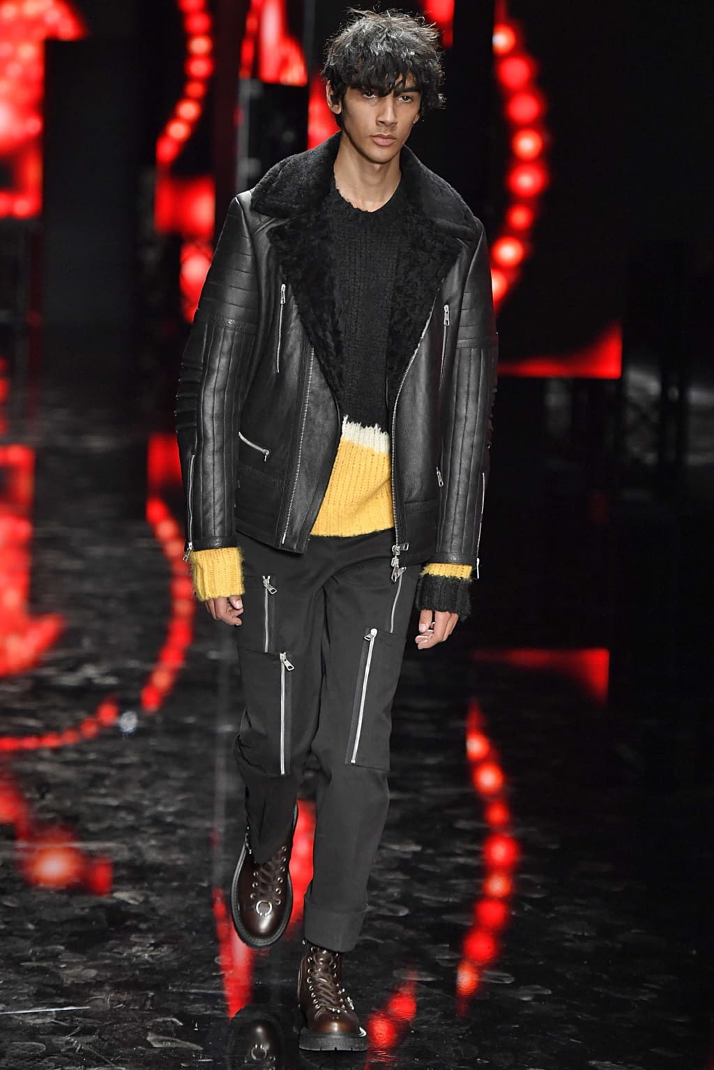 Fashion Week Milan Fall/Winter 2019 look 29 from the Neil Barrett collection 男装