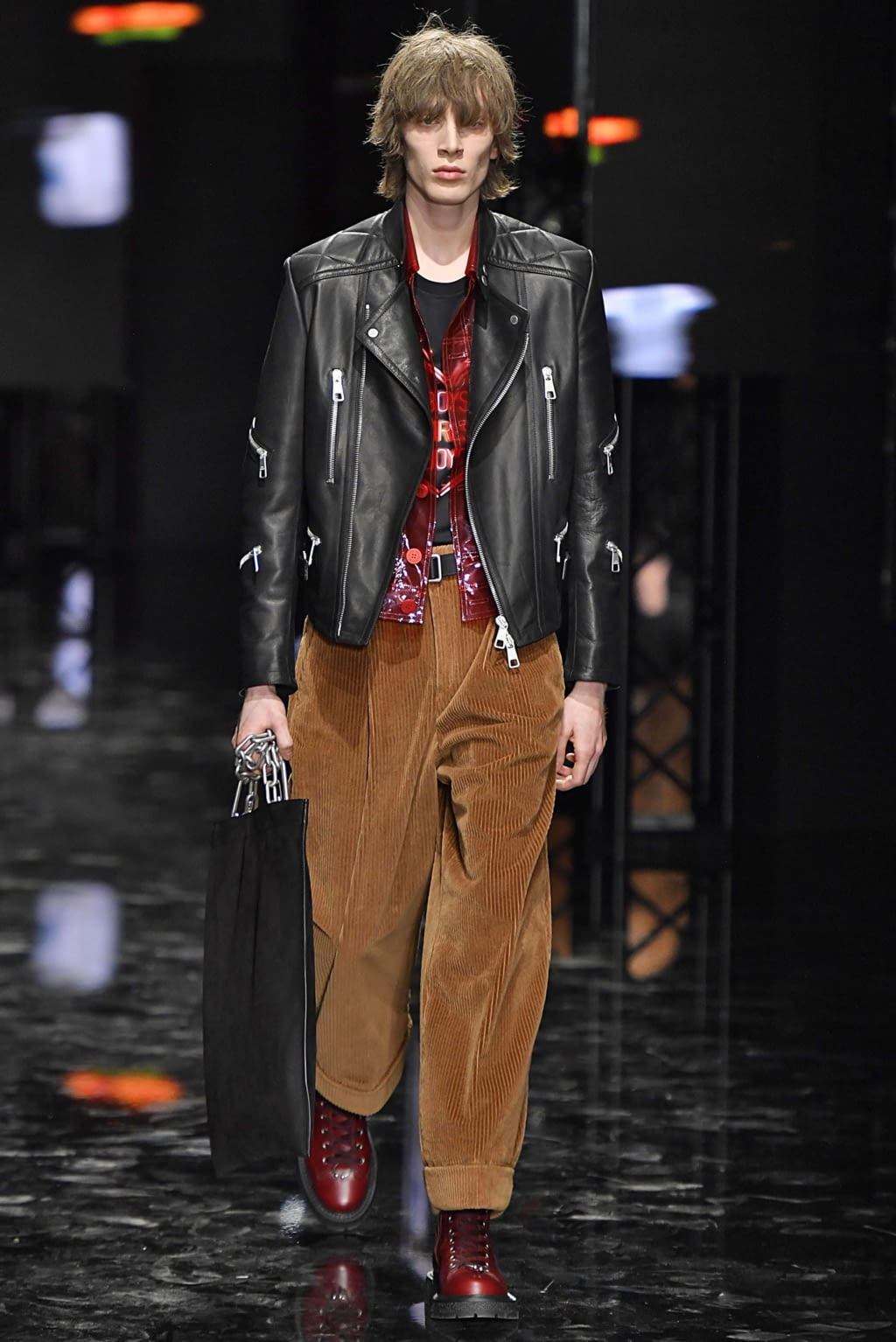 Fashion Week Milan Fall/Winter 2019 look 41 from the Neil Barrett collection 男装
