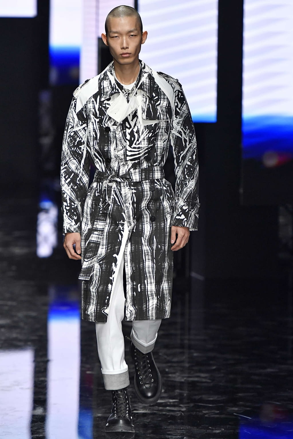 Fashion Week Milan Fall/Winter 2019 look 53 from the Neil Barrett collection 男装