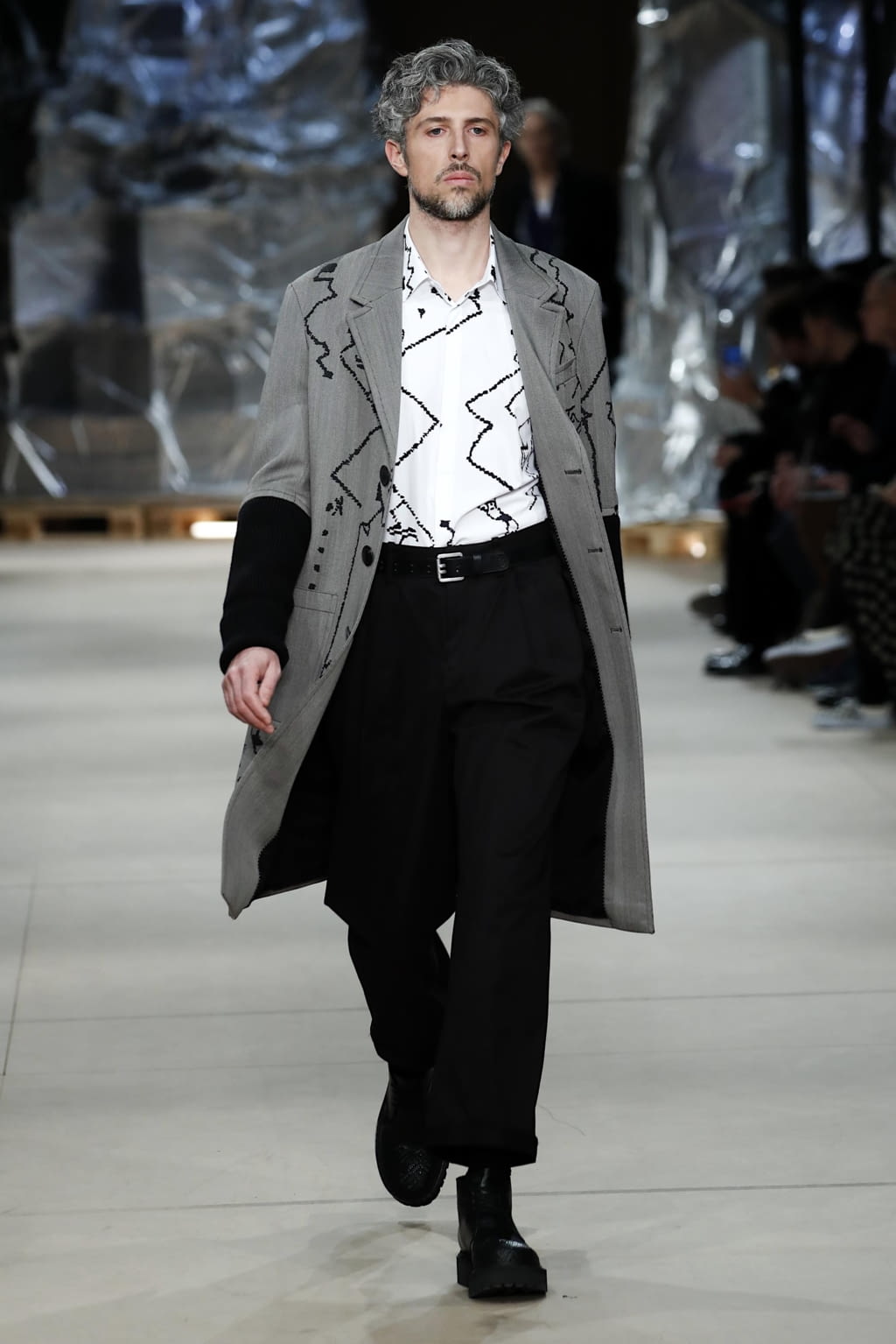 Fashion Week Milan Fall/Winter 2020 look 20 from the Neil Barrett collection 男装